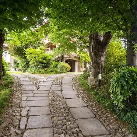 Ronco Dell'abate - Relais 4*